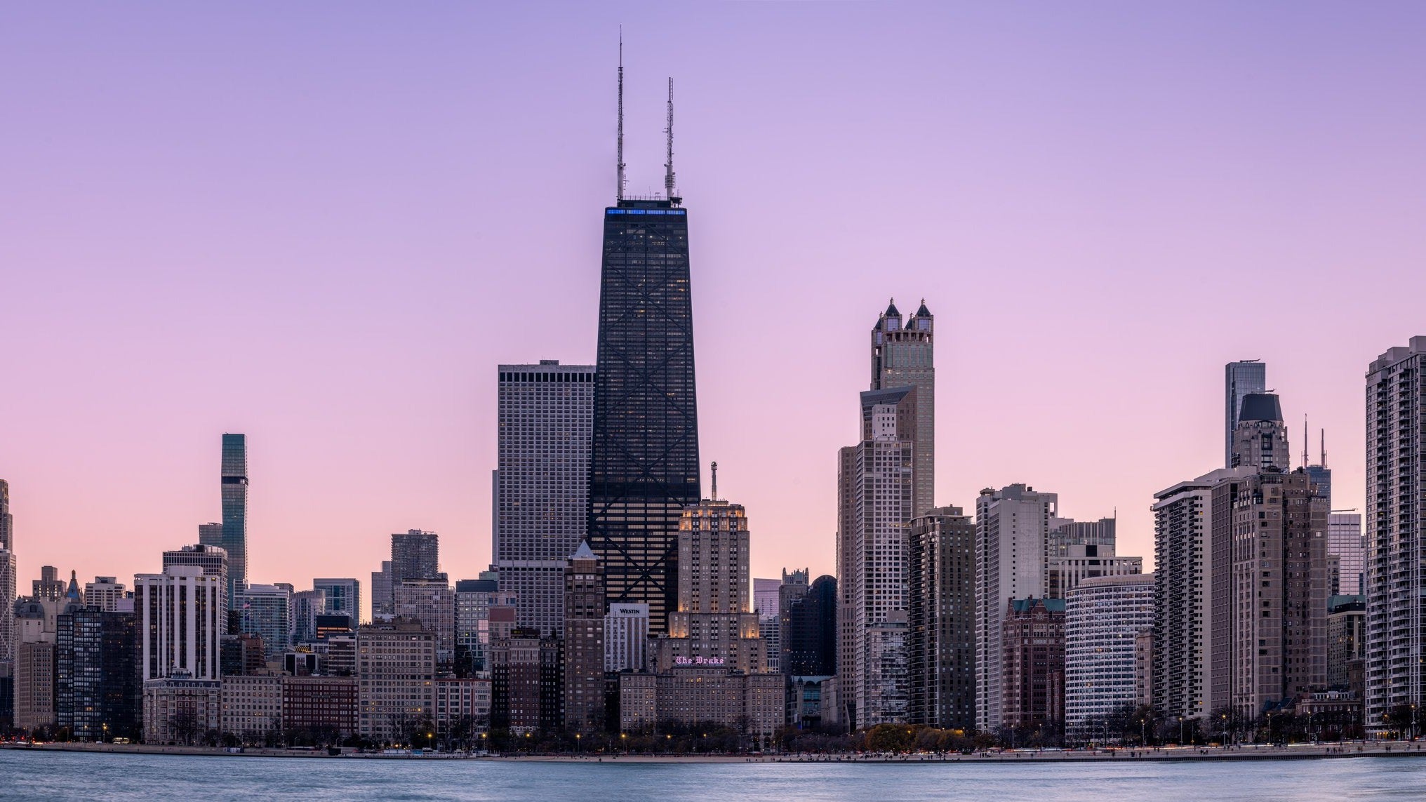 Chicago - North Avenue Magenta mural preview